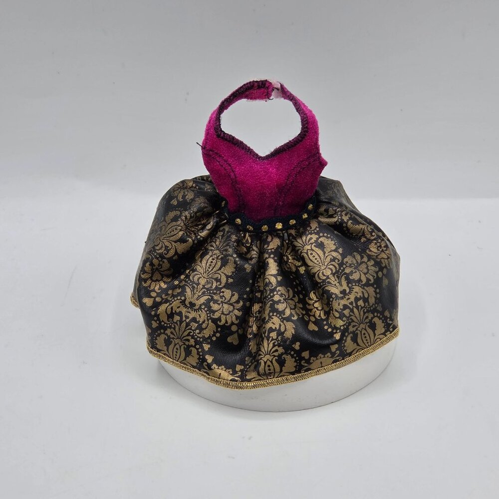 Barbie "Life In The Dreamhouse" Fashion Pack Dress With Pink Bodice & Black/Gold